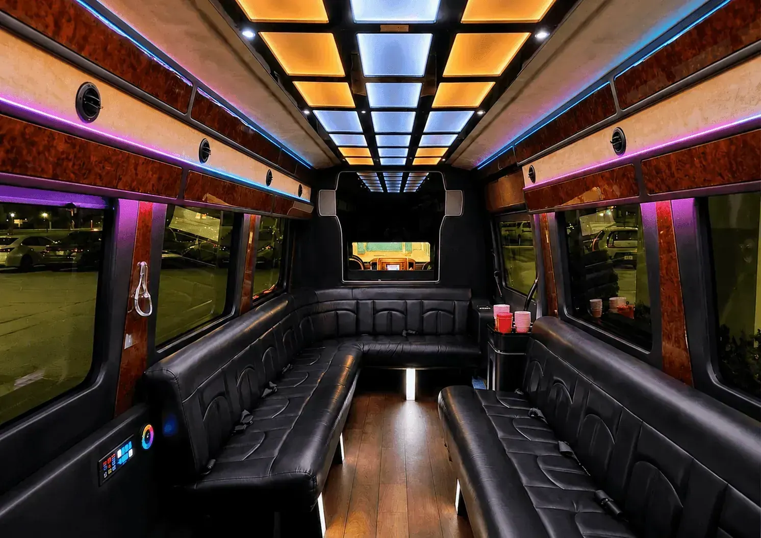 Mercedes Limo Sprinter