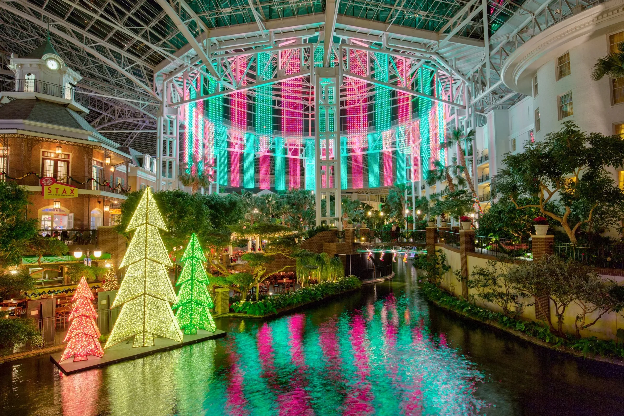 Gaylord Opryland holiday decorations